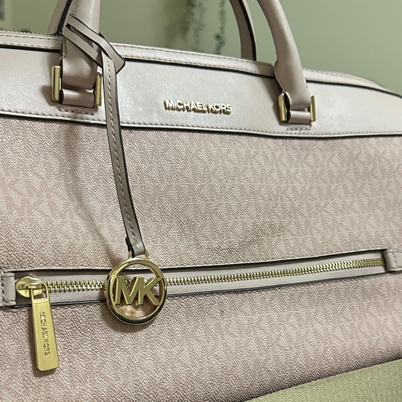 Michael Kors Blush Pink Travel Bag - Picture 2 of 6